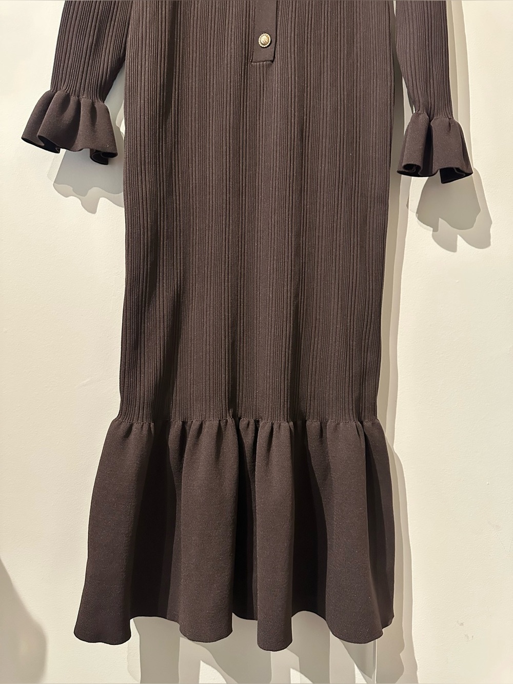 Commense Mermaid Hem Collared Knit Maxi Dress in Dark Brown size Large. NWT - Picture 5 of 9